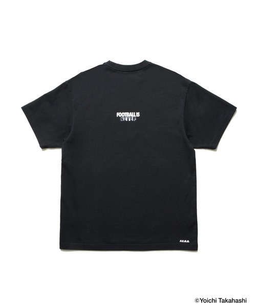 F.C.Real Bristol(エフシーレアルブリストル)の「KOJIRO HYUGA EMBLEM TEE(Tシャツ/カットソー・メンズ・ホワイト/ブラック・LARGE/X-LARGE/XX-LARGE/SMALL/MEDIUM)」の4枚目の写真