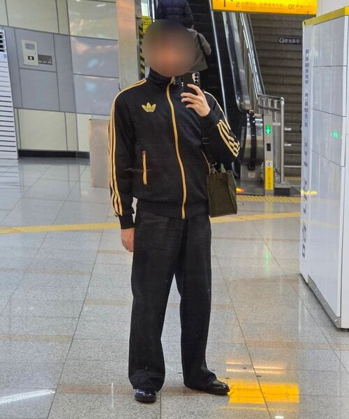 NOUN（ノウン）の「wide coated denim pants (black)（デニムパンツ・メンズ・その他・0/1/2）」の5枚目の写真