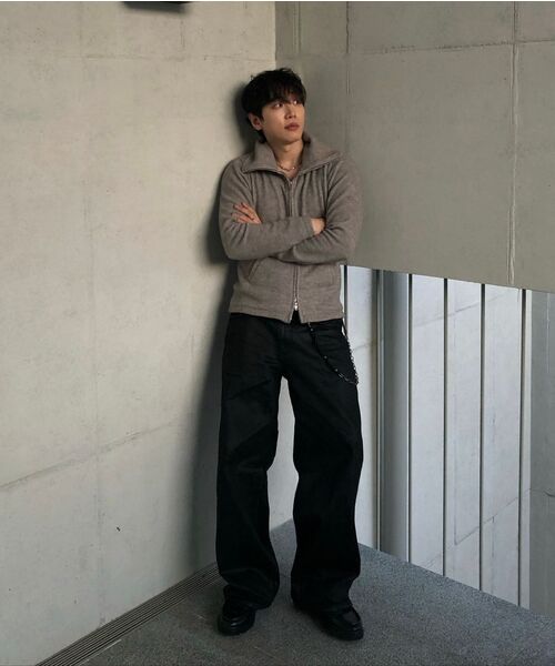 NOUN（ノウン）の「wide coated denim pants (black)（デニムパンツ・メンズ・その他・0/1/2）」の19枚目の写真