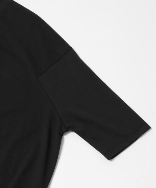 EKAL（エカル）の「『UR TECH ひやサラクール』ドロップショルダーTシャツ（Tシャツ/カットソー・レディース・ブラック/ホワイト/ネイビー・ONE）」の21枚目の写真