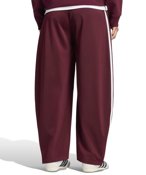 adidas(アディダス)の「adidas FIREBIRD BARREL TRACK PANTS / アディダス ファイヤーバード バレル トラックパンツ(その他パンツ・レディース・バーガンディー・L/M/S)」の8枚目の写真