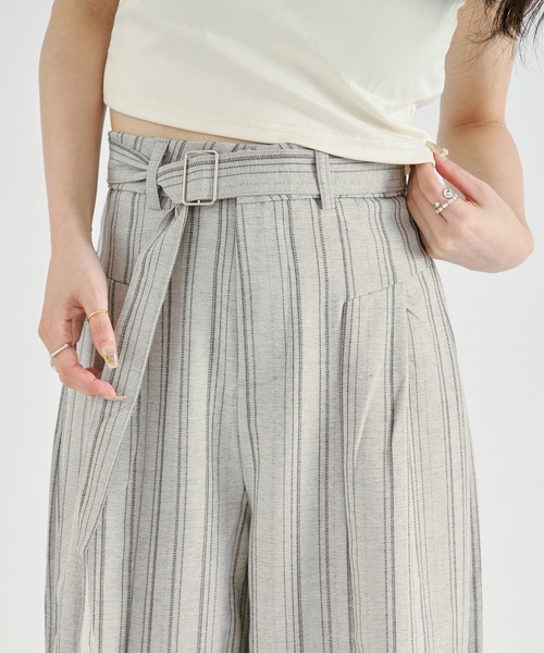 Ezick(エジック)の「Linen-feel striped pants/リネンライクストライプワイドパンツ【ベルト付き】(スラックス・レディース・グレー/ブラック・FREE)」の6枚目の写真