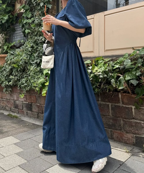 WILLFULLY(ウィルフリー)の「back open switching bicolor stitch denim OP(ワンピース・レディース・ブルー/ブラック・FREE)」の6枚目の写真