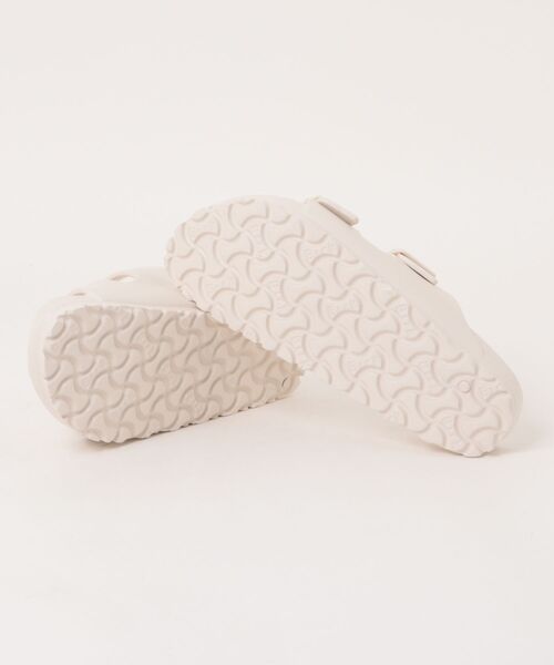 BIRKENSTOCK(ビルケンシュトック)の「【BIRKENSTOCK】ビルケンシュトック Arizona EVA(アリゾナEVA)(サンダル・レディース・クリーム/ブラック/オレンジ系その他/シルバー系その他/パープル系その他・35/36/37/38/39/40)」の7枚目の写真