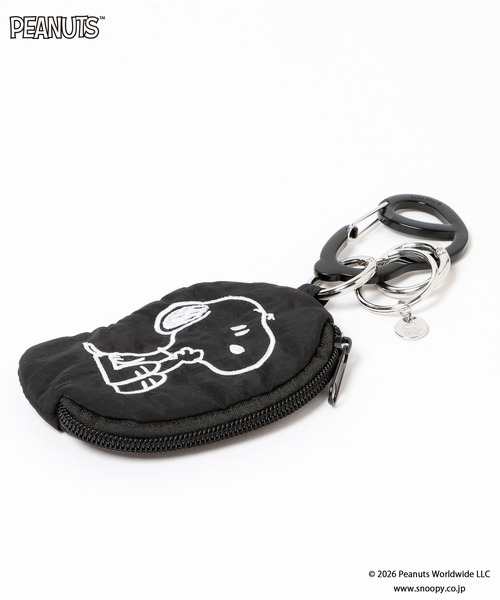 LOWRYS FARM（ローリーズファーム）の「【SNOOPY】カラビナポーチ　660742/GOODS（ポーチ・レディース・ブラック/ベージュ/ピンク・FREE）」の9枚目の写真
