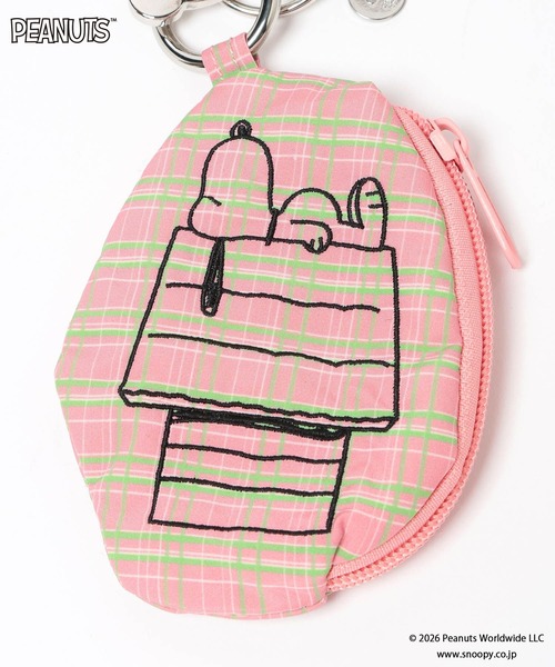 LOWRYS FARM（ローリーズファーム）の「【SNOOPY】カラビナポーチ　660742/GOODS（ポーチ・レディース・ブラック/ベージュ/ピンク・FREE）」の19枚目の写真