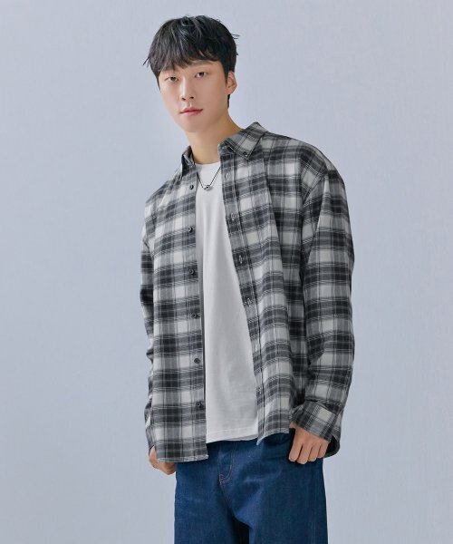 CHASECULT(チェイスカルト)の「メンズチェックシャツ-CERK5412B0E(シャツ/ブラウス・メンズ・ライトグレー・100/105/95)」の3枚目の写真