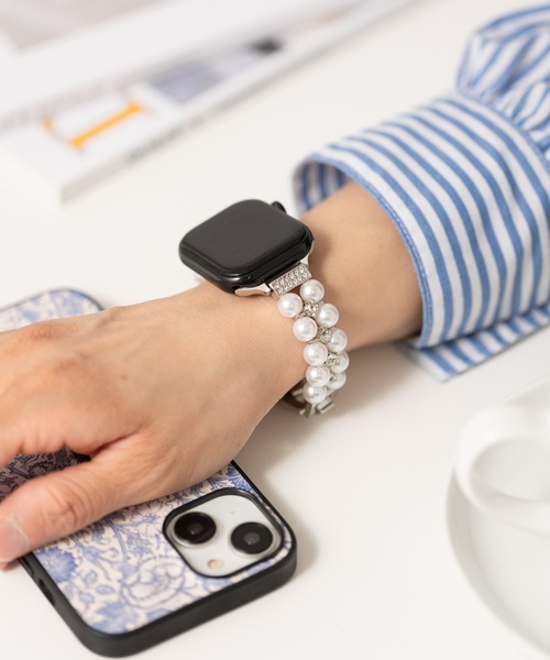 emonique(エモニーク)の「合金 パール アップルウォッチバンド Apple Watch バンド【38mm/40mm/41mm 対応】(デジタル腕時計・レディース・シルバー/プラチナム・38)」の2枚目の写真