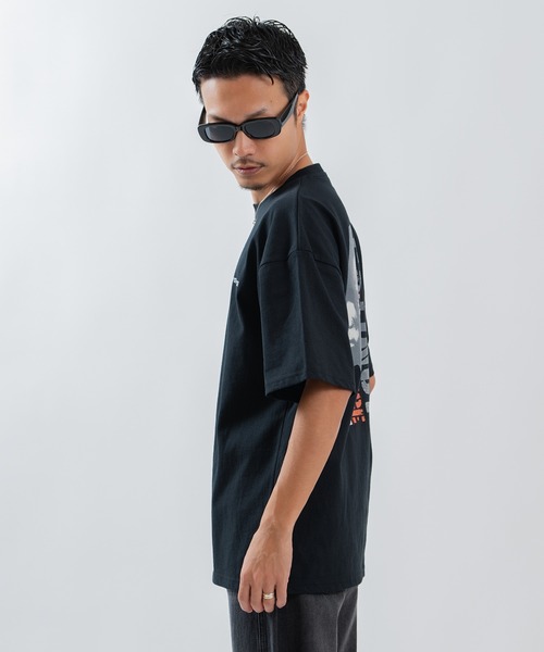 SIDEWAY STANCE（サイドウェイスタンス）の「【SIDEWAY STANCE】フォトグラフィック 半袖Tシャツ（Tシャツ/カットソー・メンズ・ブラック/ホワイト・LARGE/X-LARGE/MEDIUM/SMALL）」の10枚目の写真