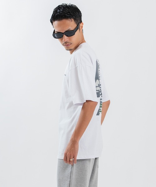 SIDEWAY STANCE（サイドウェイスタンス）の「【SIDEWAY STANCE】フォトグラフィック 半袖Tシャツ（Tシャツ/カットソー・メンズ・ブラック/ホワイト・LARGE/X-LARGE/MEDIUM/SMALL）」の6枚目の写真