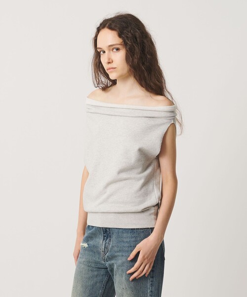ATTISESSION(アティセッション)の「<ATTISESSION>コットン ウラケ オフショルダー スウェットトップス(Tシャツ/カットソー・レディース・ライトグレー/ダークブラウン・FREE)」の5枚目の写真