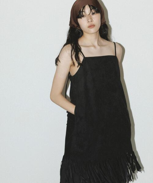 KBF（ケイビーエフ）の「ピーチスキンフリンジキャミワンピース（ワンピース・レディース・ブラック/ベージュ・ONE）」の15枚目の写真