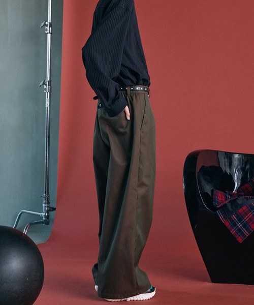 MAISON SPECIAL（メゾンスペシャル）の「《UNISEX》120/2/2 Suvin Cotton Gabardine Prime-Wide Two-Tuck Pantsパンツ/スビンコットンギャバジンプライムワイドツータックパンツ【MAISON SPECIAL/メゾンスペシャル】■セットアップ対応■（スラックス・メンズ・ブルー/チャコールグレー/ブラック/カーキ・2/1/0）」の11枚目の写真