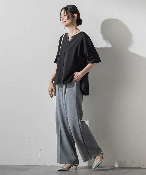 LAUTREAMONT（ロートレアモン）の「【WEB限定】≪夏の体型カバーに≫タックフレアカットソー（Tシャツ/カットソー・レディース・ブラック/ホワイト/グリーン系その他・9号）」の15枚目の写真