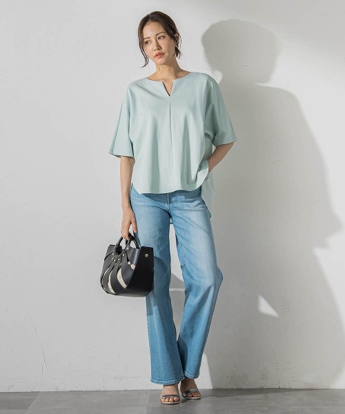 LAUTREAMONT（ロートレアモン）の「【WEB限定】≪夏の体型カバーに≫タックフレアカットソー（Tシャツ/カットソー・レディース・ブラック/ホワイト/グリーン系その他・9号）」の4枚目の写真