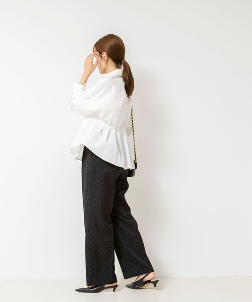 NOLLEY’S(ノーリーズ)の「【WEB&一部店舗限定カラー】【GOODS BUYER 石田別注カラー】ストレッチタフタスキッパータックシャツ(シャツ/ブラウス・レディース・ブルー系その他7/キャメル/ネイビー/ブルー系その他/オフホワイト・38/36)」の13枚目の写真