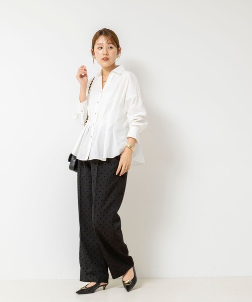 NOLLEY’S(ノーリーズ)の「【WEB&一部店舗限定カラー】【GOODS BUYER 石田別注カラー】ストレッチタフタスキッパータックシャツ(シャツ/ブラウス・レディース・ブルー系その他7/キャメル/ネイビー/ブルー系その他/オフホワイト・38/36)」の14枚目の写真