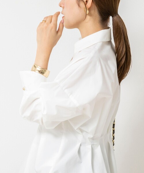 NOLLEY’S(ノーリーズ)の「【WEB&一部店舗限定カラー】【GOODS BUYER 石田別注カラー】ストレッチタフタスキッパータックシャツ(シャツ/ブラウス・レディース・ブルー系その他7/キャメル/ネイビー/ブルー系その他/オフホワイト・38/36)」の18枚目の写真