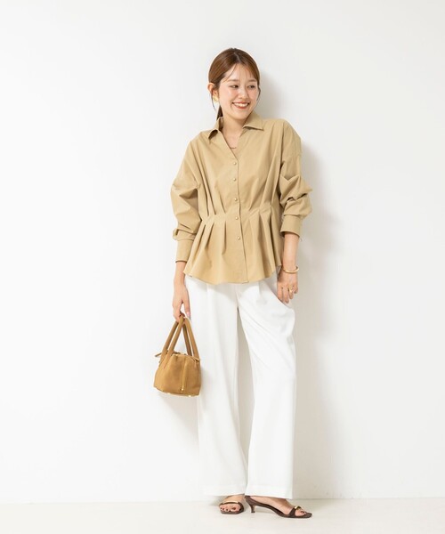 NOLLEY’S(ノーリーズ)の「【WEB&一部店舗限定カラー】【GOODS BUYER 石田別注カラー】ストレッチタフタスキッパータックシャツ(シャツ/ブラウス・レディース・ブルー系その他7/キャメル/ネイビー/ブルー系その他/オフホワイト・38/36)」の21枚目の写真