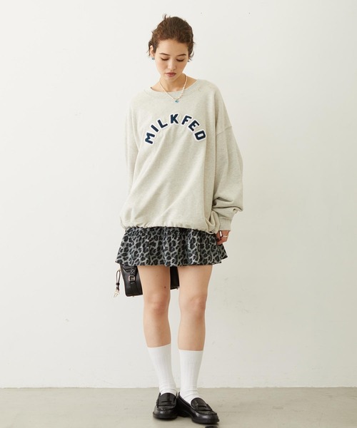 MILKFED.(ミルクフェド)の「PATCH DRAWSTRING BIG SWEAT TOP(スウェット・レディース・オートミール/ネイビー/アッシュ・ONE SIZE)」の9枚目の写真