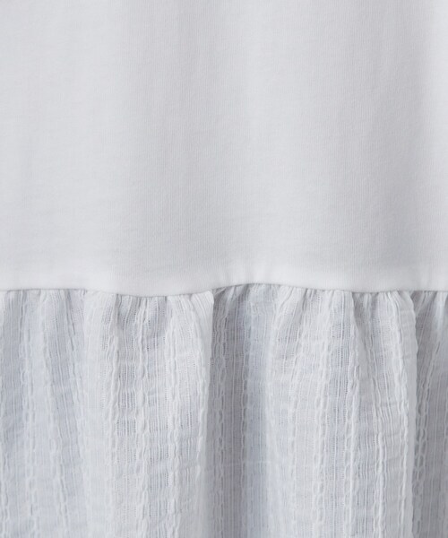 SHOO・LA・RUE(シューラルー)の「【S-LL】自然に体型カバー 裾切替 ペプラム刺繍Tシャツ(Tシャツ/カットソー・レディース・ホワイト/ブラック/ブラウン系/イエロー系その他・01/02/03/04)」の6枚目の写真