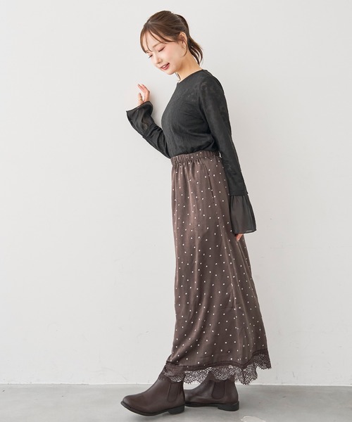 mil(ミル)の「裾レースクラッシュサテンロングスカート【588215】(スカート・レディース・アイボリー/ダークブラウン/ブラック・XS/S)」の21枚目の写真
