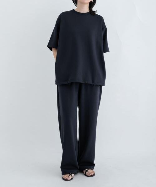 TOHA(トハ)の「リカバリーウェアカットソー半袖/ロングパンツ(ルームウェア/パジャマ・メンズ・ネイビー/ブラウン/アイボリー/チャコールグレー・LARGE/MEDIUM/SMALL/X-LARGE)」の1枚目の写真