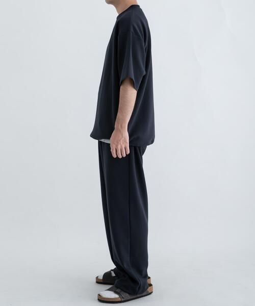 TOHA(トハ)の「『一般医療機器』リカバリーウェアカットソー半袖/ロングパンツ(ルームウェア/パジャマ・メンズ・ネイビー/ブラウン/アイボリー/チャコールグレー・LARGE/MEDIUM/SMALL/X-LARGE)」の5枚目の写真