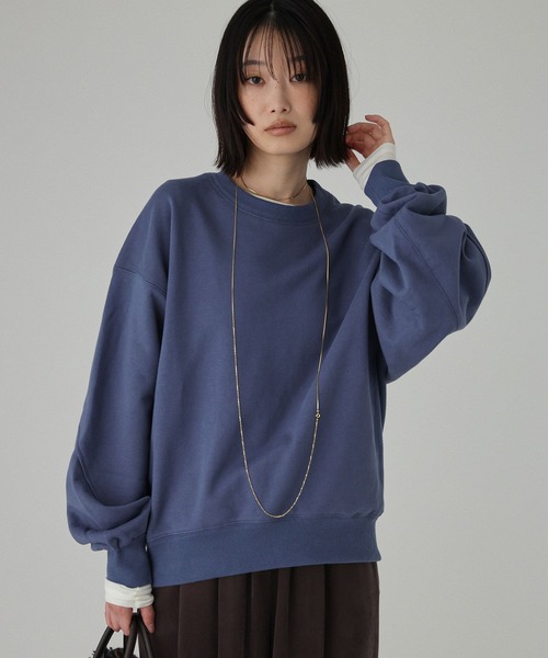 BABYLONE（バビロン）の「バックプリントスウェット［手洗い可］（スウェット・レディース・ブルー/ブラウン・フリー）」の2枚目の写真