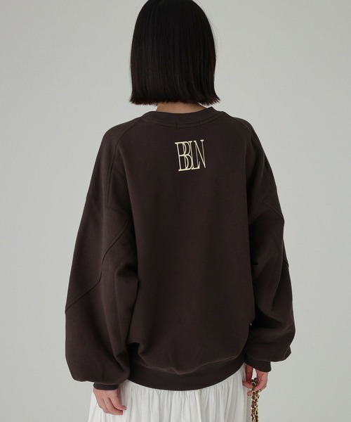BABYLONE（バビロン）の「バックプリントスウェット［手洗い可］（スウェット・レディース・ブルー/ブラウン・フリー）」の5枚目の写真