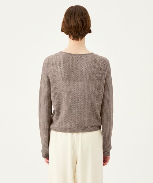BALLSEY(ボールジィ)の「ミニスパンコール クルーネックプルオーバー(ニット/セーター・レディース・ベージュ/ホワイト・S)」の6枚目の写真