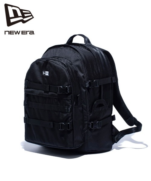 NEW ERA（ニューエラ）の「【NEW ERA】キャリアパック 35L / ブラック[14521349]（バックパック/リュック・レディース・ブラック・フリー）」の2枚目の写真
