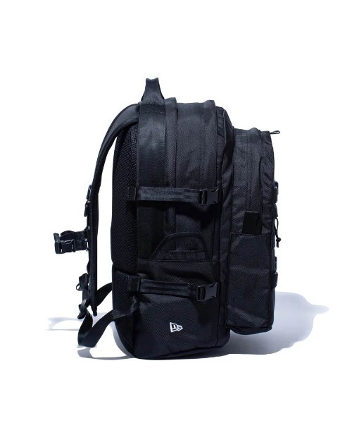NEW ERA（ニューエラ）の「【NEW ERA】キャリアパック 35L / ブラック[14521349]（バックパック/リュック・レディース・ブラック・フリー）」の6枚目の写真
