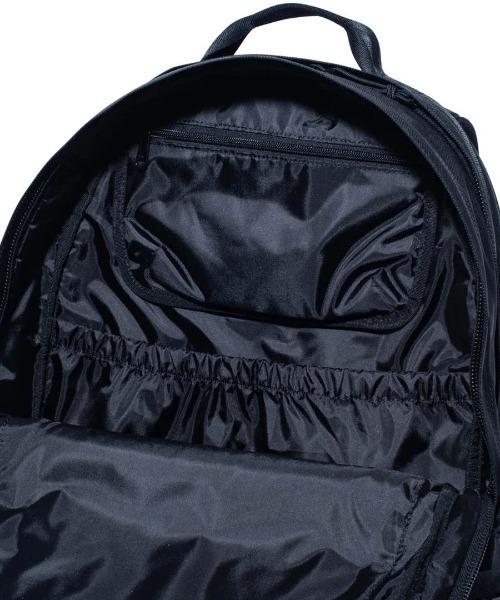 NEW ERA（ニューエラ）の「【NEW ERA】キャリアパック 35L / ブラック[14521349]（バックパック/リュック・レディース・ブラック・フリー）」の11枚目の写真