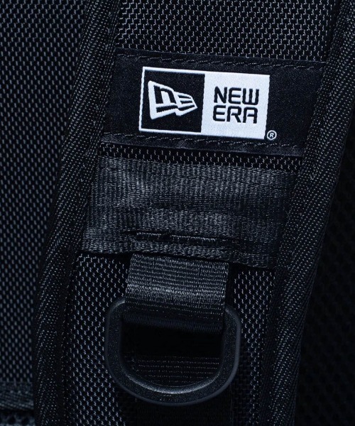 NEW ERA（ニューエラ）の「【NEW ERA】キャリアパック 35L / ブラック[14521349]（バックパック/リュック・レディース・ブラック・フリー）」の19枚目の写真