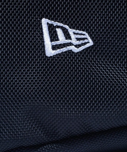 NEW ERA（ニューエラ）の「【NEW ERA】キャリアパック 35L / ブラック[14521349]（バックパック/リュック・レディース・ブラック・フリー）」の20枚目の写真