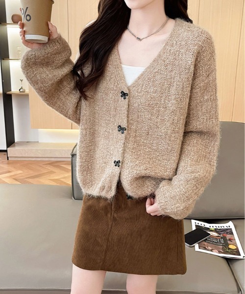 kirakiraShop(キラキラショップ)の「リボン ボタン シャギー ニット カーディガン(カーディガン/ボレロ・レディース・パープル/グレー/オートミール/モカ/チャコール・FREE)」の20枚目の写真