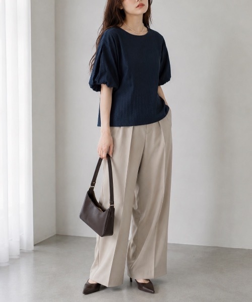 Muffiny(マフィニー)の「ボリュームタックスリーブブラウス(Tシャツ/カットソー・レディース・アイボリー/ネイビー/ワイン・MEDIUM)」の11枚目の写真