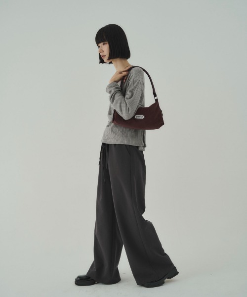 OUTDOOR PRODUCTS（アウトドアプロダクツ）の「【WEB限定】OUTDOOR PRODUCTS ｜SOYEN EXCLUSIVE　別注　ワンハンドル ショルダーバッグ（ハンドバッグ・レディース・ブラウン/ブラック/ボルドー・F）」の5枚目の写真