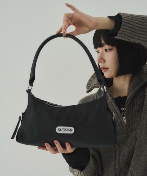OUTDOOR PRODUCTS（アウトドアプロダクツ）の「【WEB限定】OUTDOOR PRODUCTS ｜SOYEN EXCLUSIVE　別注　ワンハンドル ショルダーバッグ（ハンドバッグ・レディース・ブラウン/ブラック/ボルドー・F）」の10枚目の写真