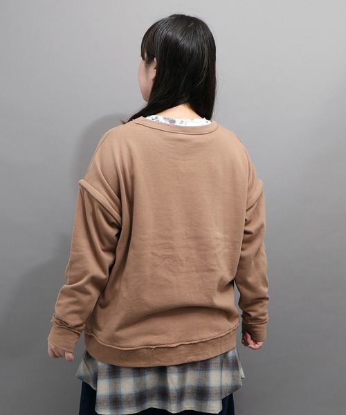 ScoLar（スカラー）の「163651：スプレーアート柄 袖取り外し2WAYプルオーバー（Tシャツ/カットソー・レディース・オートミール/ブラウン/ブラック・M）」の6枚目の写真