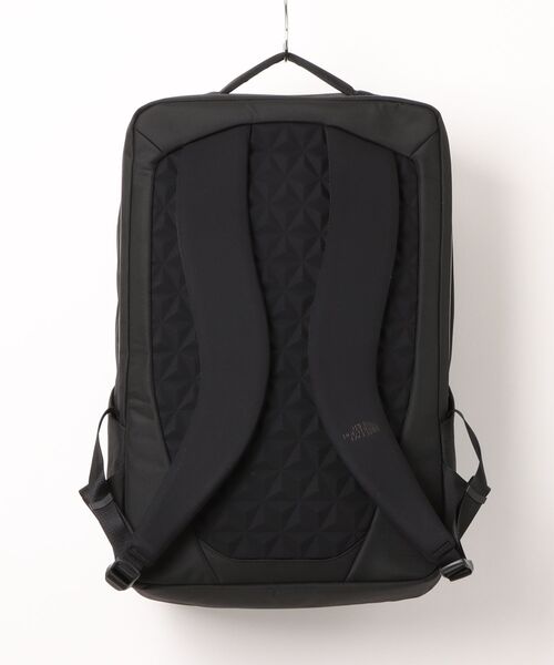 THE NORTH FACE(ザノースフェイス)の「【THE NORTH FACE/ザ ノースフェイス】Shuttle Daypack(バックパック/リュック・メンズ・ブラック・FREE)」の2枚目の写真