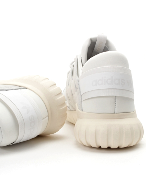 adidas（アディダス）の「adidas Originals（アディダス　オリジナルス）TUBULARNOVA（スニーカー・メンズ・ホワイト/ブラック・28cm/27cm/26cm/26.5cm/27.5cm/28.5cm/25.5cm/30cm/29cm）」の10枚目の写真