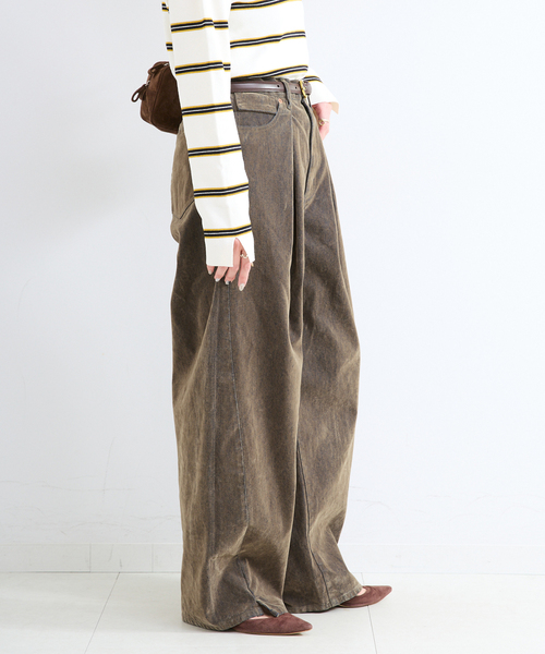 B.C STOCK(ベーセーストック)の「ウォッシャブル / DU JOUR / デュ ジュール TUCK BARREL JEAN(デニムパンツ・レディース・ブラウン/ネイビー/ブルー・36/38)」の8枚目の写真