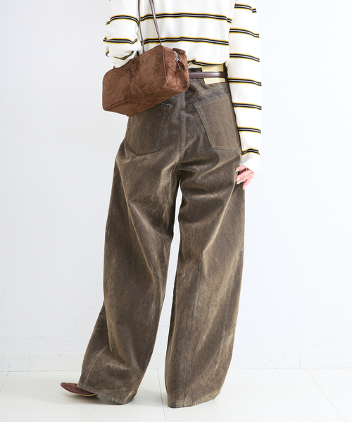 B.C STOCK(ベーセーストック)の「ウォッシャブル / DU JOUR / デュ ジュール TUCK BARREL JEAN(デニムパンツ・レディース・ブラウン/ネイビー/ブルー・36/38)」の9枚目の写真