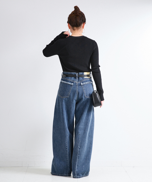 B.C STOCK(ベーセーストック)の「ウォッシャブル / DU JOUR / デュ ジュール TUCK BARREL JEAN(デニムパンツ・レディース・ブラウン/ネイビー/ブルー・36/38)」の19枚目の写真