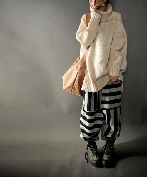 antiqua（アンティカ）の「ブークレータートルニット（ニット/セーター・レディース・ブラック/オリーブ/ベージュ/ブルー/杢グレー・M）」の9枚目の写真