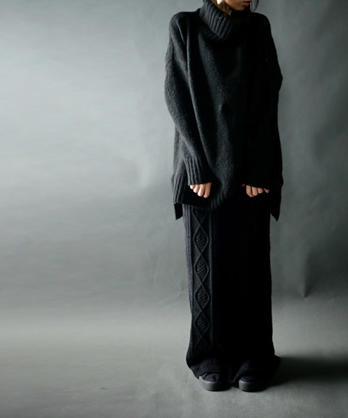 antiqua（アンティカ）の「ブークレータートルニット（ニット/セーター・レディース・ブラック/オリーブ/ベージュ/ブルー/杢グレー・M）」の12枚目の写真