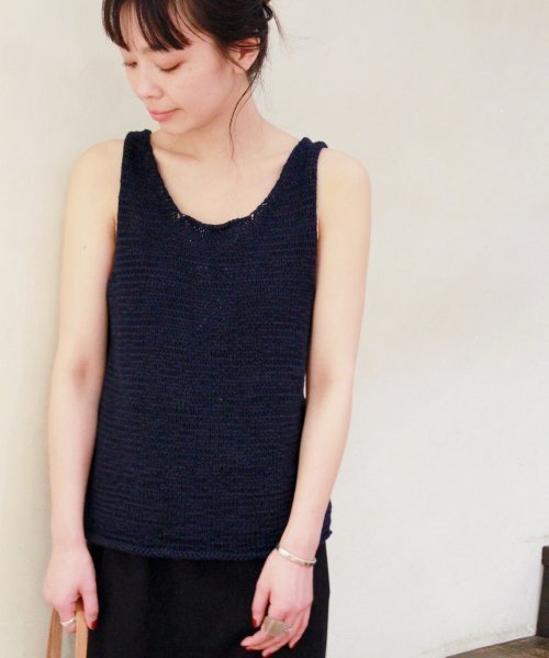 plage（プラージュ）の「綿麻テープヤーン キャミソール◆（ニット/セーター・レディース・ネイビー/イエロー/ナチュラル・FREE）」の13枚目の写真