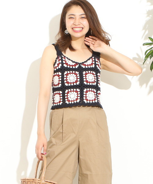 natural couture(ナチュラルクチュール)の「スクエアクロシェビスチェ(ニット/セーター・レディース・グリーン系その他/ブルー系その他/オレンジ系その他・FREE)」の7枚目の写真